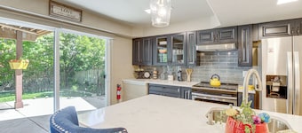 6 Mi to Aurora Reservoir: Apt w/ Patio!