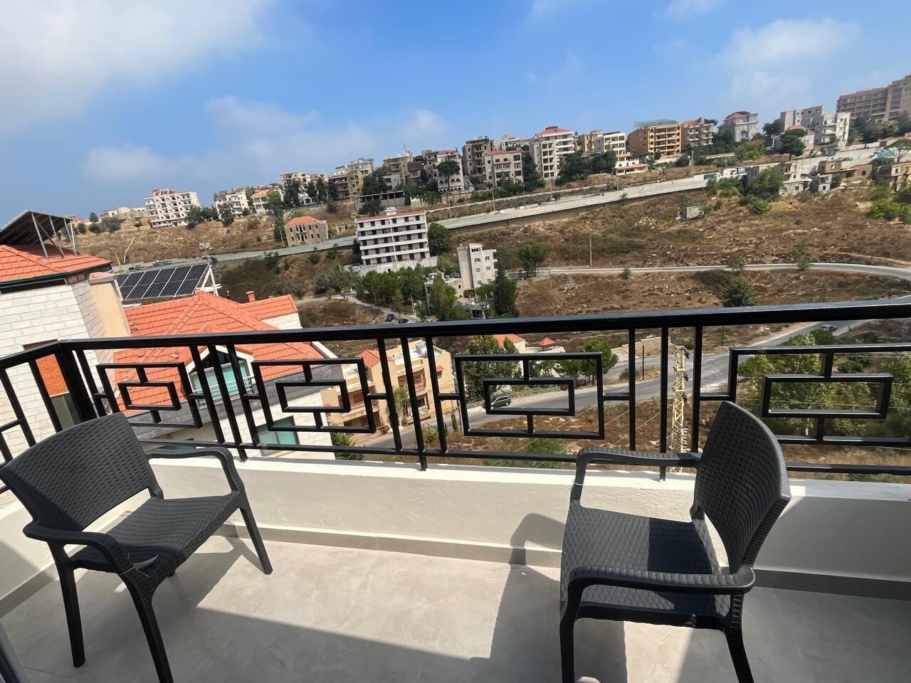 Deluxe-Studiosuite, Balkon, Bergblick | Terrasse/Patio