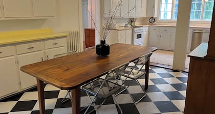 Idyllic Berkshires Farmhouse