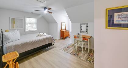 4 Mi to Rehoboth Beach: Cozy Coastal Apt!
