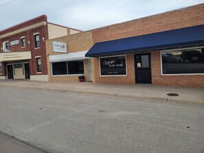 Exterior - Cute Bungalow in small town where everyone knows everyone! (Sharon Springs)