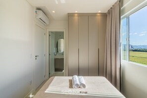 Basic Apartment | 2 bedrooms, free WiFi - Modern Apartment with barbecue in Porto Belo LDA0703 (Porto Belo)