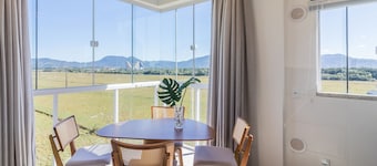 Modern Apartment with barbecue in Porto Belo LDA0703