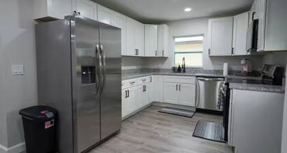 Fabulous 3-bedroom house in South Daytona