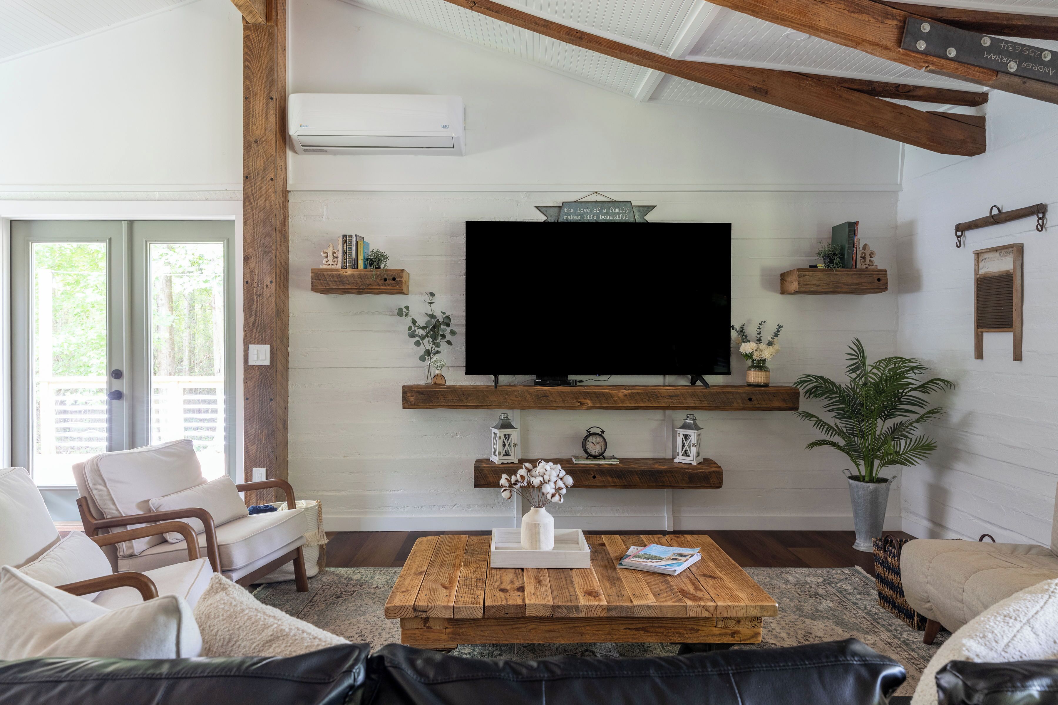 Smart TV, DVD player, books