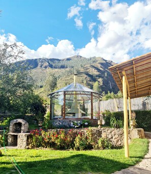 Property grounds - Intimate romantic retreat in the Sacred Valley with waterfall and mountain views (Arin)
