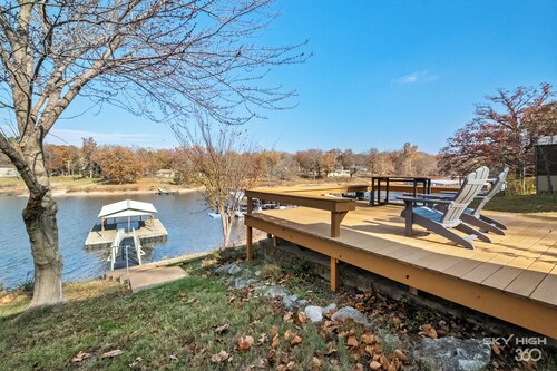 Grand Lake Fishing Cabin Dock/Ramp late checkout