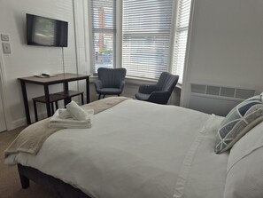 1 chambre, fer et planche à repasser, Wi-Fi gratuit