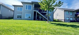Convenient functional quiet 5 bedroom 3 bath home in Clive.