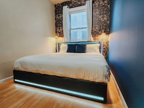 3 chambres, fer et planche à repasser, Wi-Fi gratuit, draps fournis