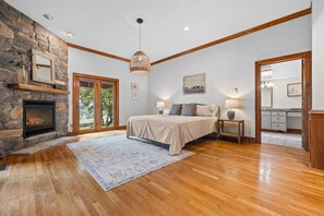 5 chambres, bureau, Wi-Fi, draps fournis