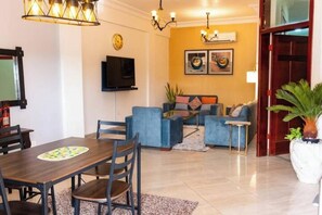Interior - Lovely 2-bedroom furnished apartment rental unit (Accra)
