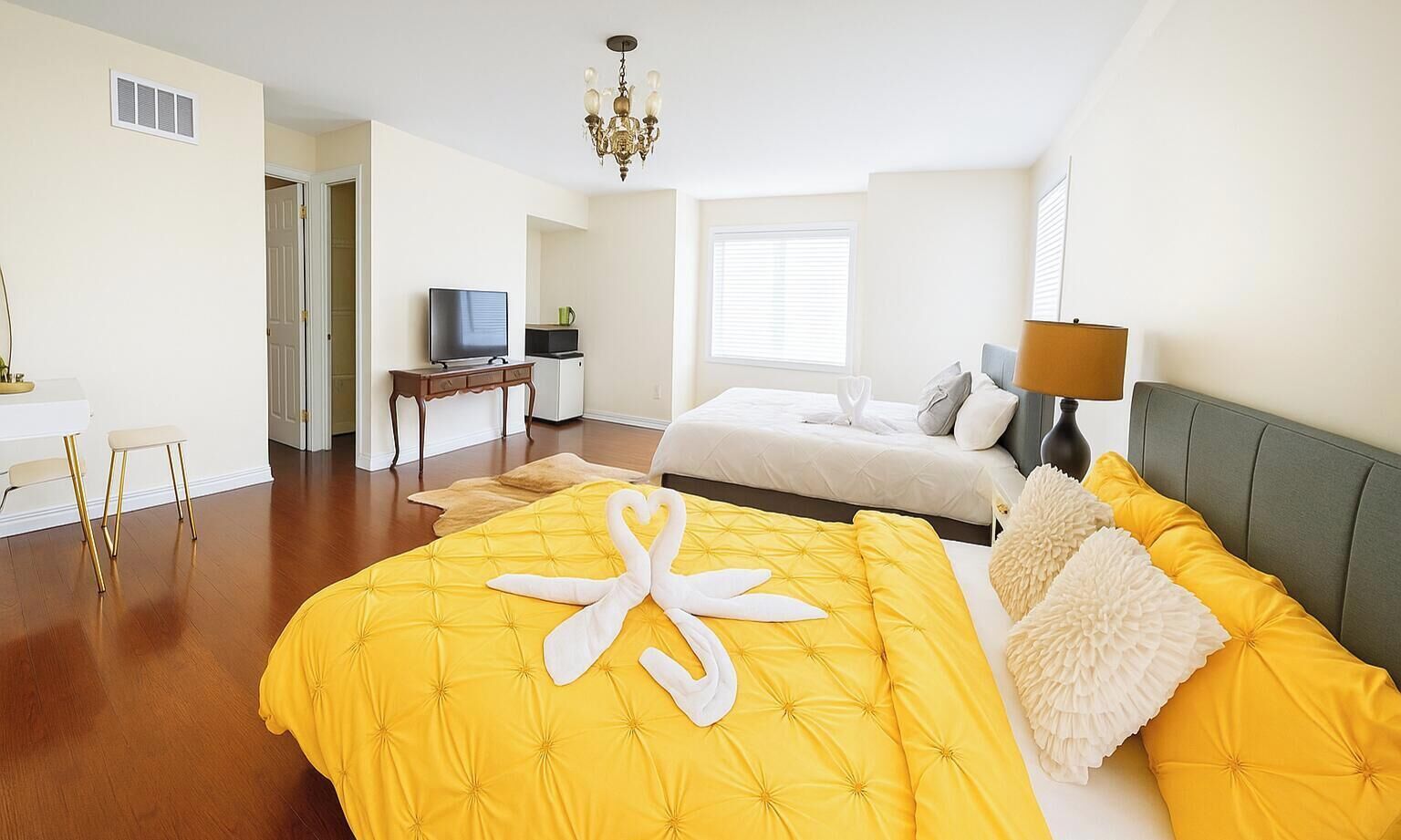 1 bedroom, WiFi, bed sheets