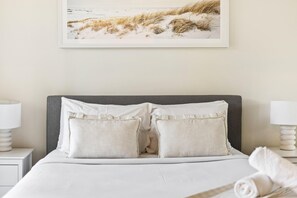 2 bedrooms, in-room safe, iron/ironing board, free WiFi
