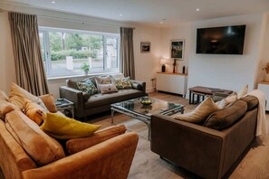 Televisie en een kantoor