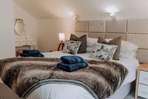 2 室のベッドルーム、アイロン / アイロン台、旅行用ベビーベッド、WiFi