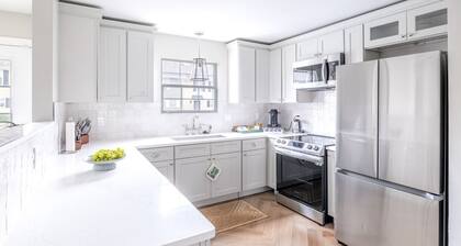 The Eddy Street Retreat - New !