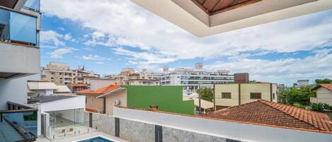 Basic Apartment | Pool