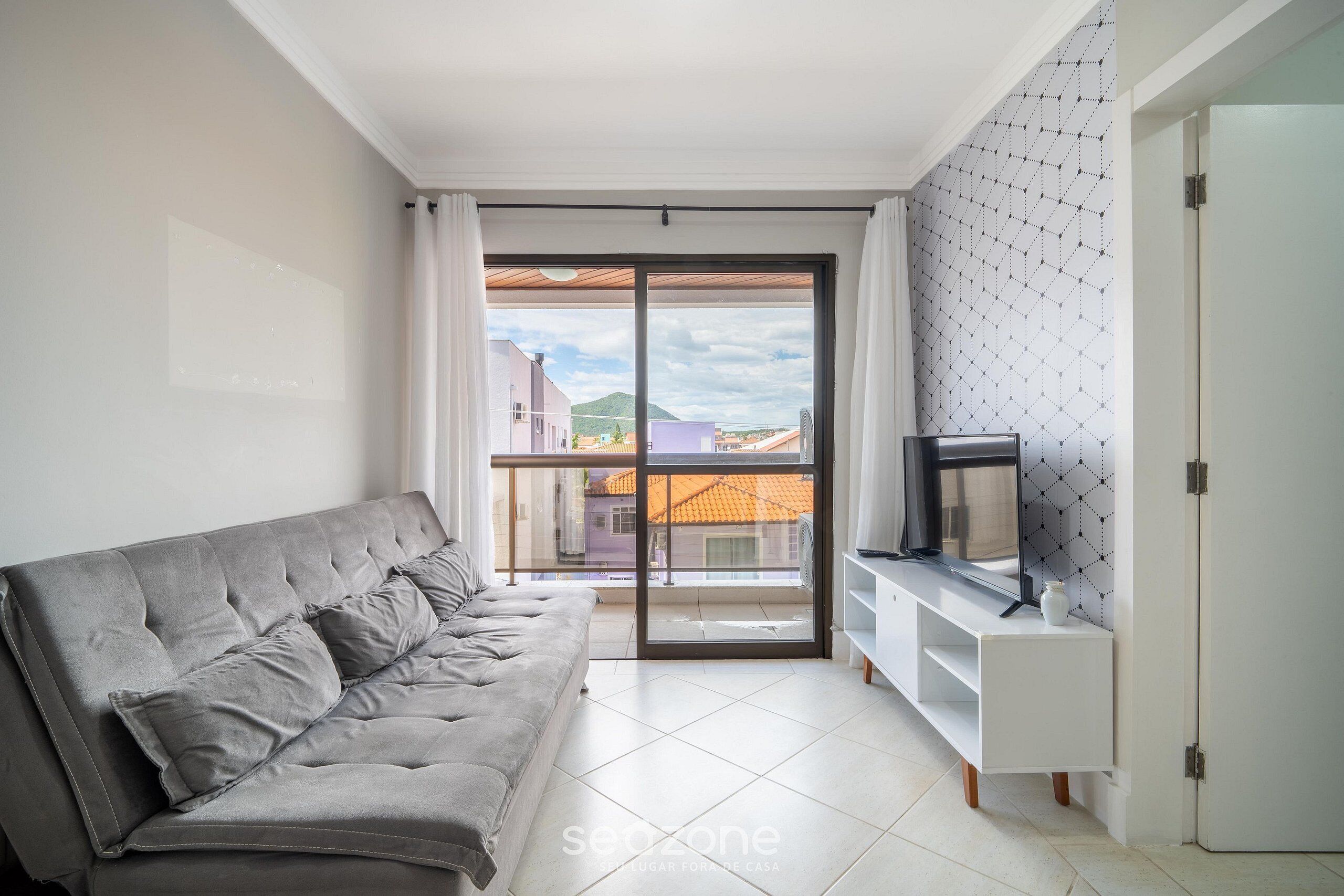 Basic Apartment | Living area