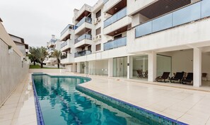 Basic Apartment | Pool | Outdoor pool
