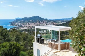 Terrace/patio - Exceptional villa in Carqueiranne (Carqueiranne)