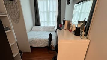 1 bedroom, iron/ironing board, WiFi, bed sheets