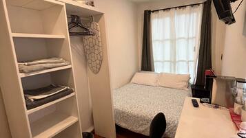 1 bedroom, iron/ironing board, WiFi