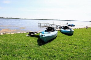 Beach towels - Lakefront Luxury Awaits – Modern 5BR Retreat on Beautiful Rush Lake (New York Mills)