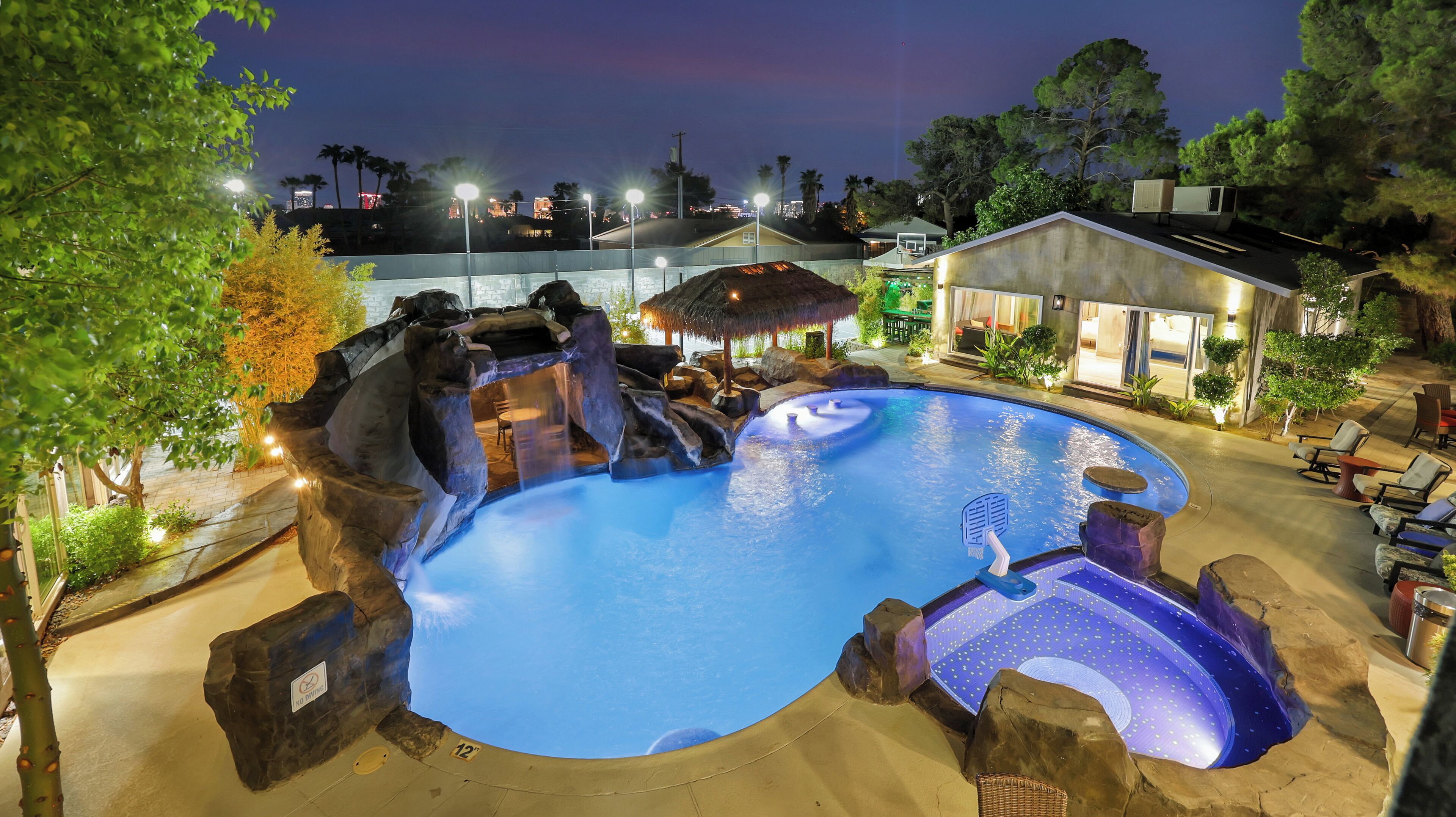 Outdoor pool, a heated pool