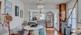 Luxurious Downtown Pool Retreat - St. Petersburg - Pets Welcome