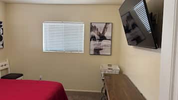 2 bedrooms, WiFi, bed sheets