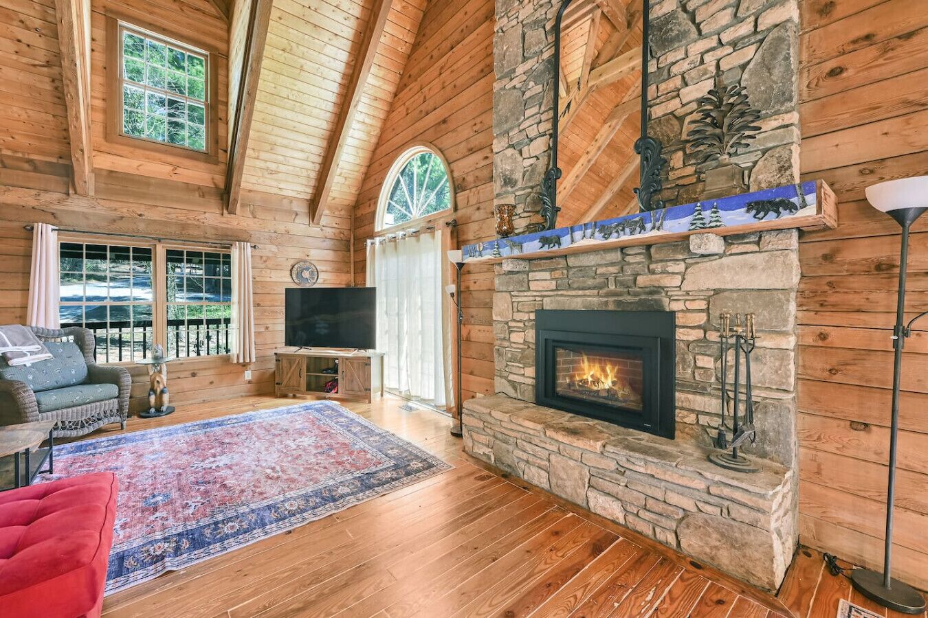 Log Cabin Retreat, Great Location, Pets Allowed - Sierra Nevada