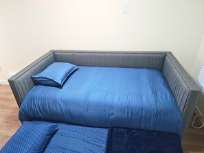 1 habitación, wifi y ropa de cama