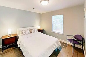2 Schlafzimmer, Bügeleisen/Bügelbrett, WLAN, Bettwäsche