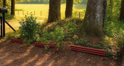 Cosy cabin with blooming garden & view â Dordogne Valley, France