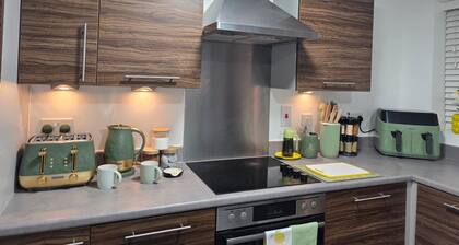 Cosy 3 Bedroom House in Colchester/pet-friendly