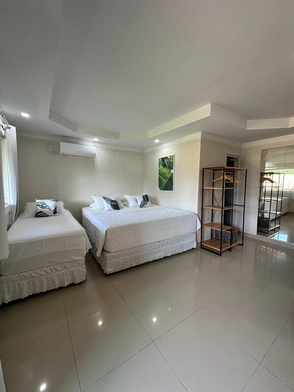 Standard Quadruple Room | Free WiFi