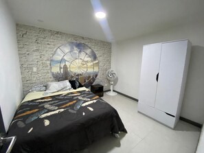 3 bedrooms, WiFi, bed sheets