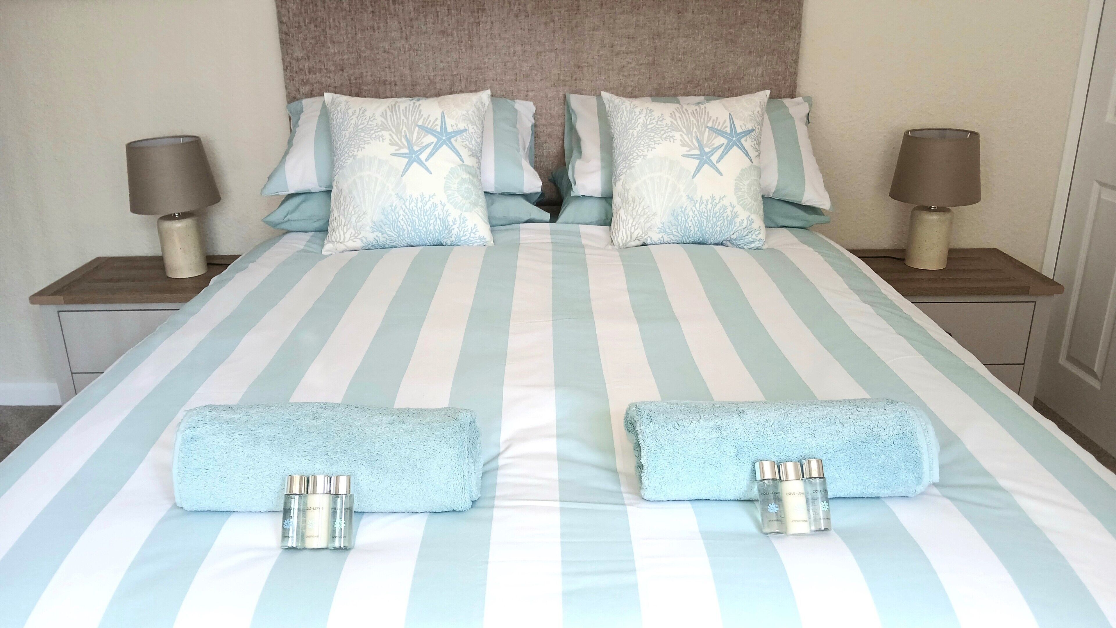 2 bedrooms, iron/ironing board, travel cot, free WiFi