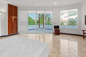 5 bedrooms, internet, bed sheets