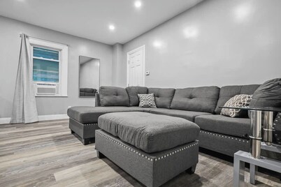 Quaint 1BR,1BA near the falls