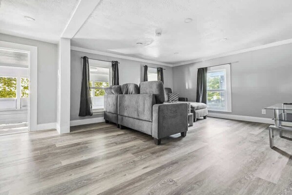 Télévision, espaces bureaux