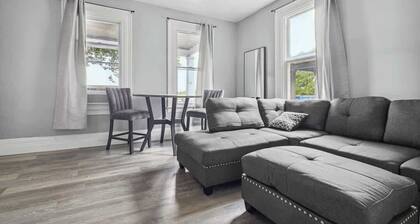 Unique 5BR,3BA minutes from the falls