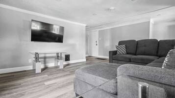 Televisión y oficina