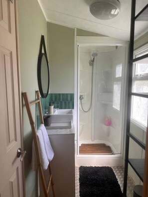 Towels, soap, toilet paper