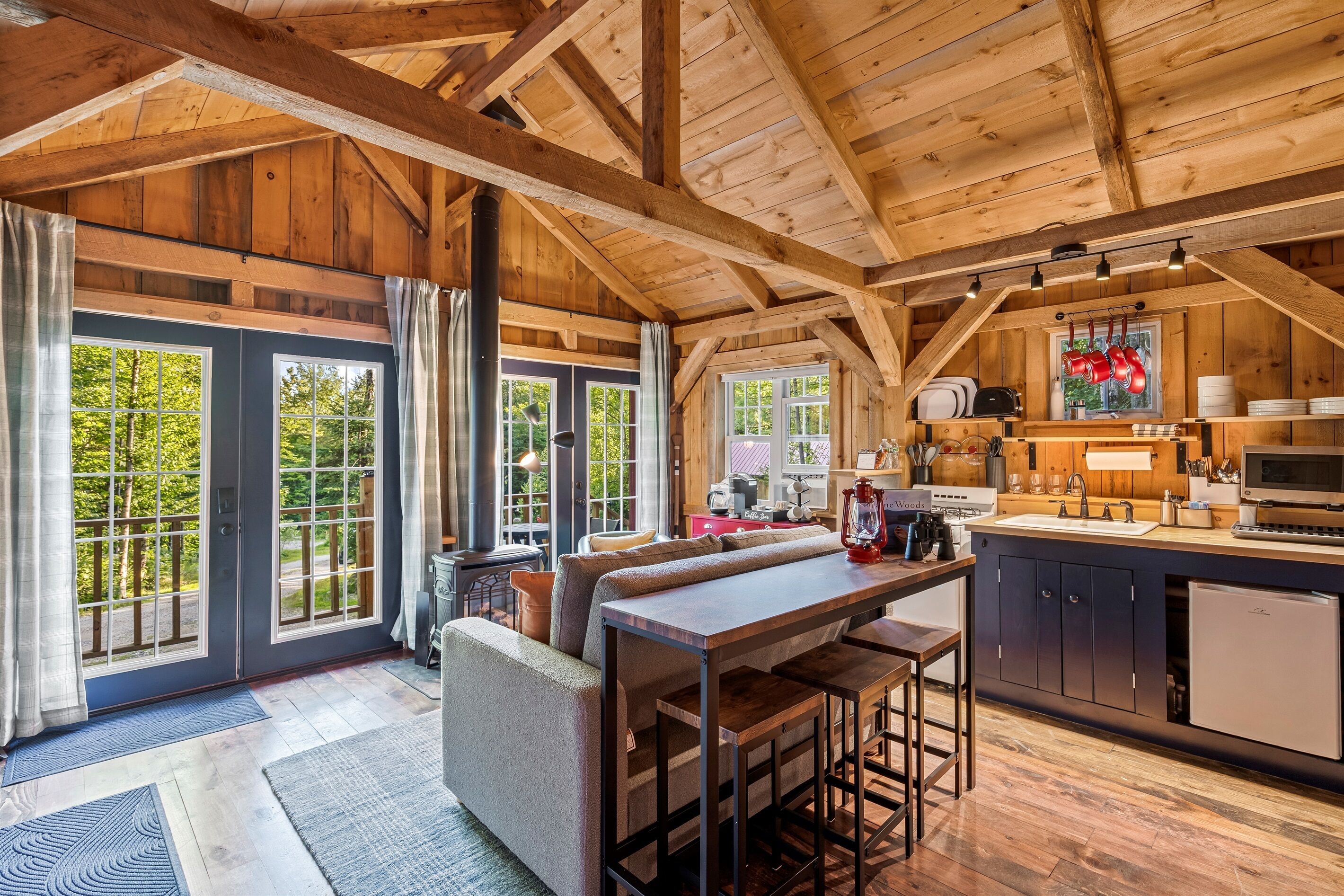 智能电视、壁炉