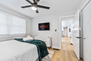 5 slaapkamers, een strijkplank/strijkijzer, gratis wifi, beddengoed