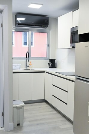Microwave, stovetop