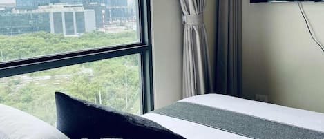 1 bedroom, iron/ironing board, WiFi