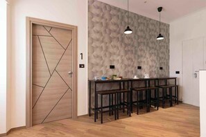 Free daily cooked-to-order breakfast